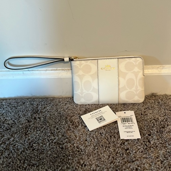 Coach Signature Leather Coin Zip Wallet - Picture 1 of 4